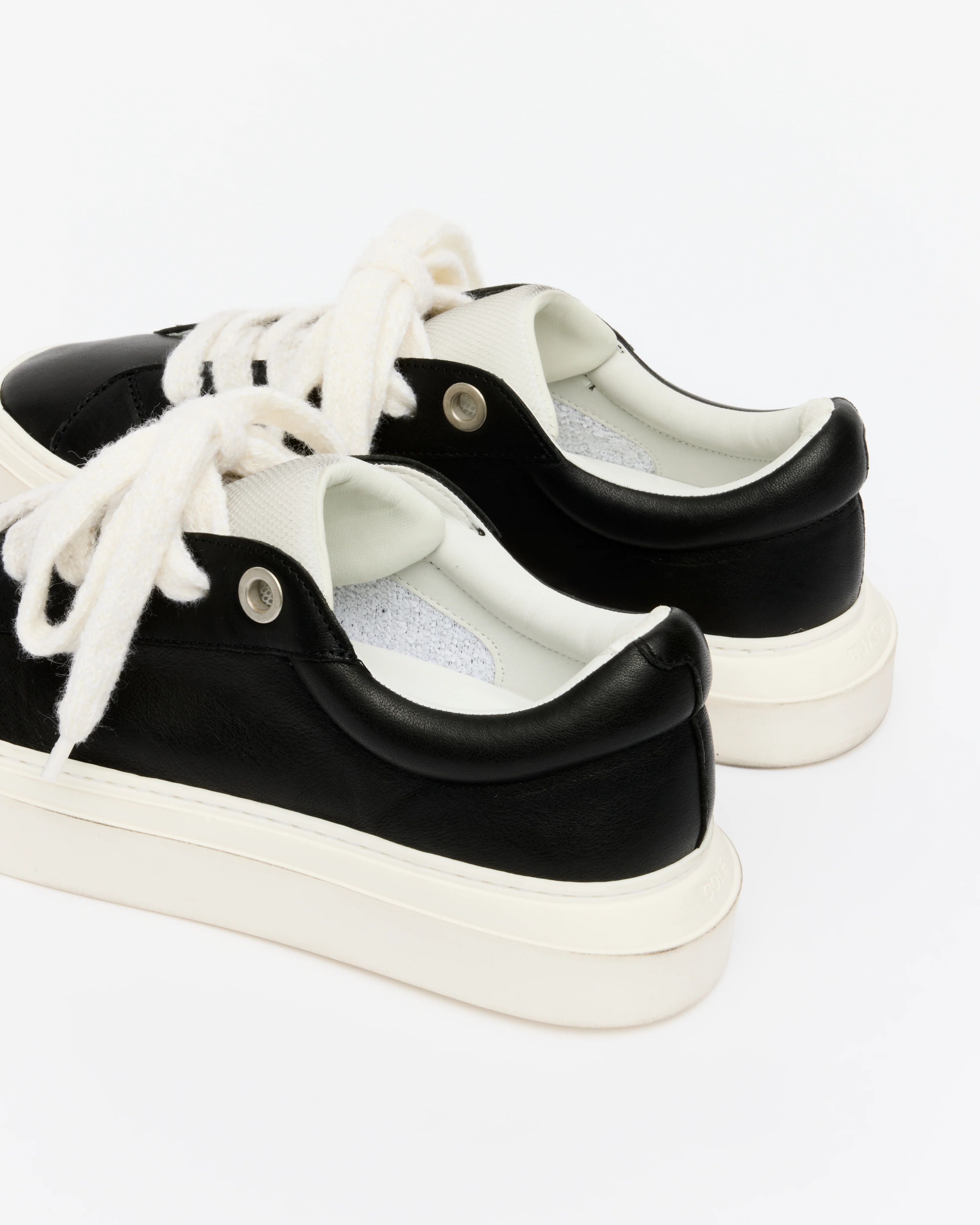 THE WILSON SNEAKER - Image 6